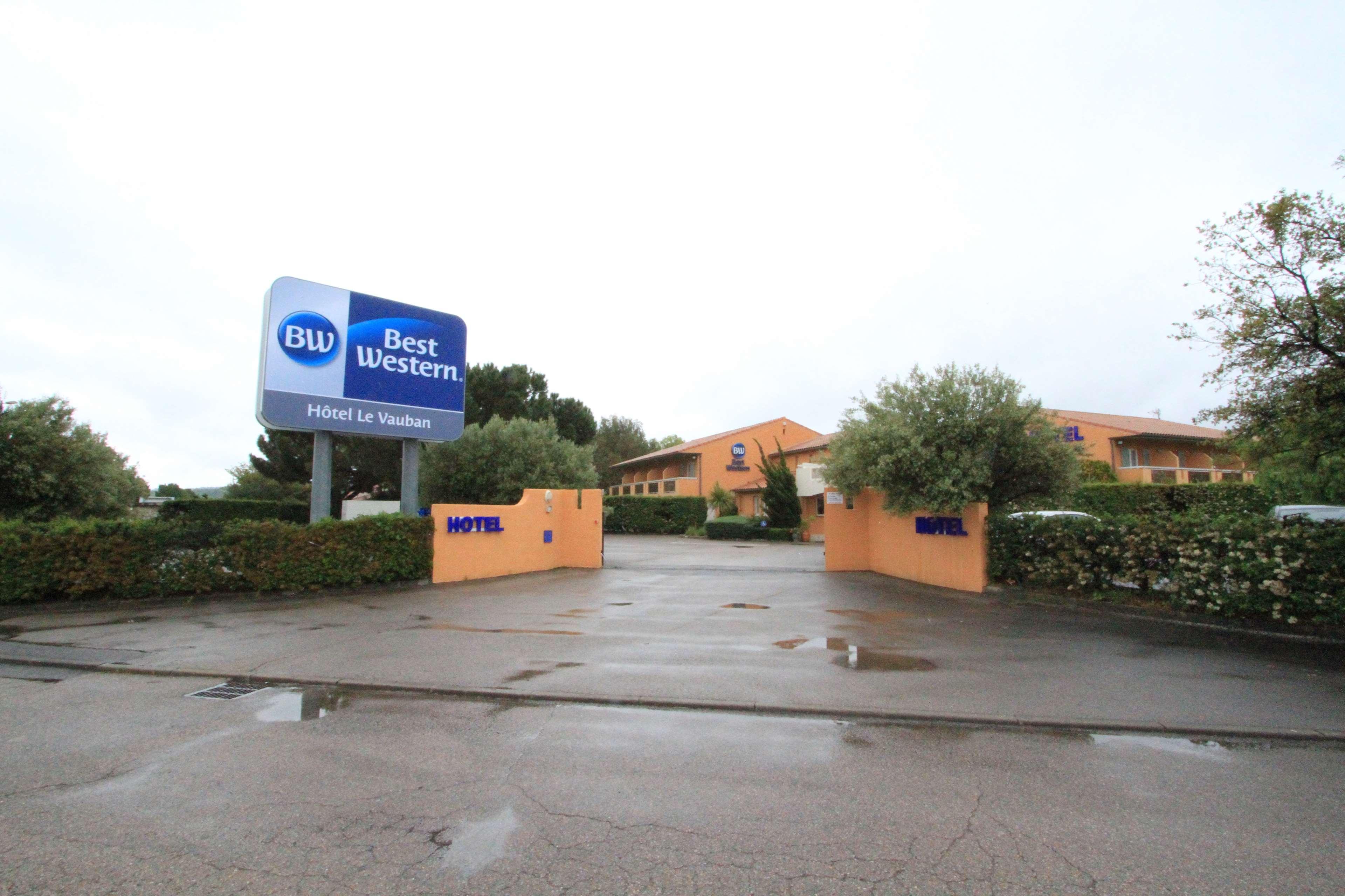 Best Western Le Vauban Prades  Exteriör bild