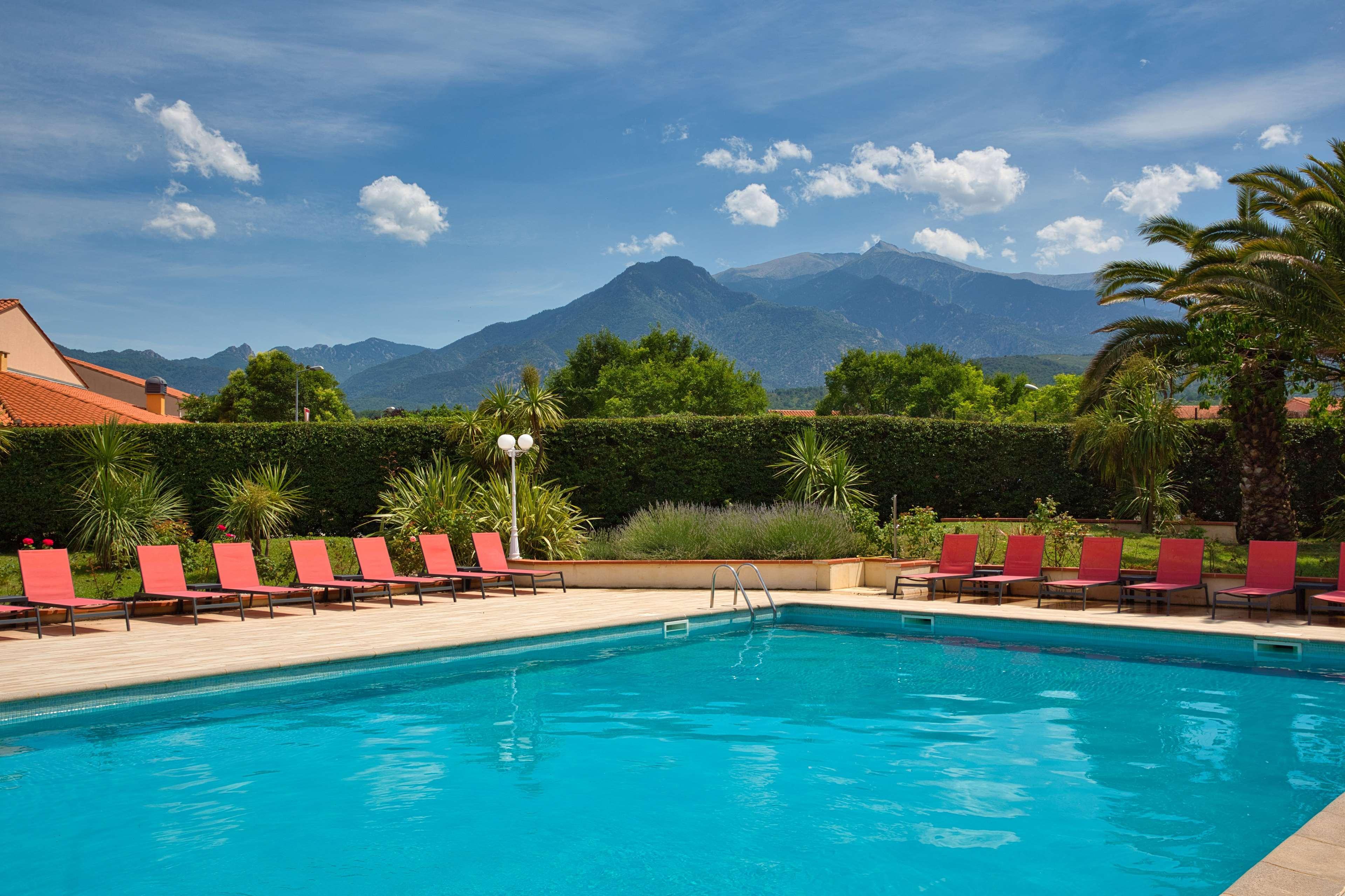 Best Western Le Vauban Prades  Exteriör bild