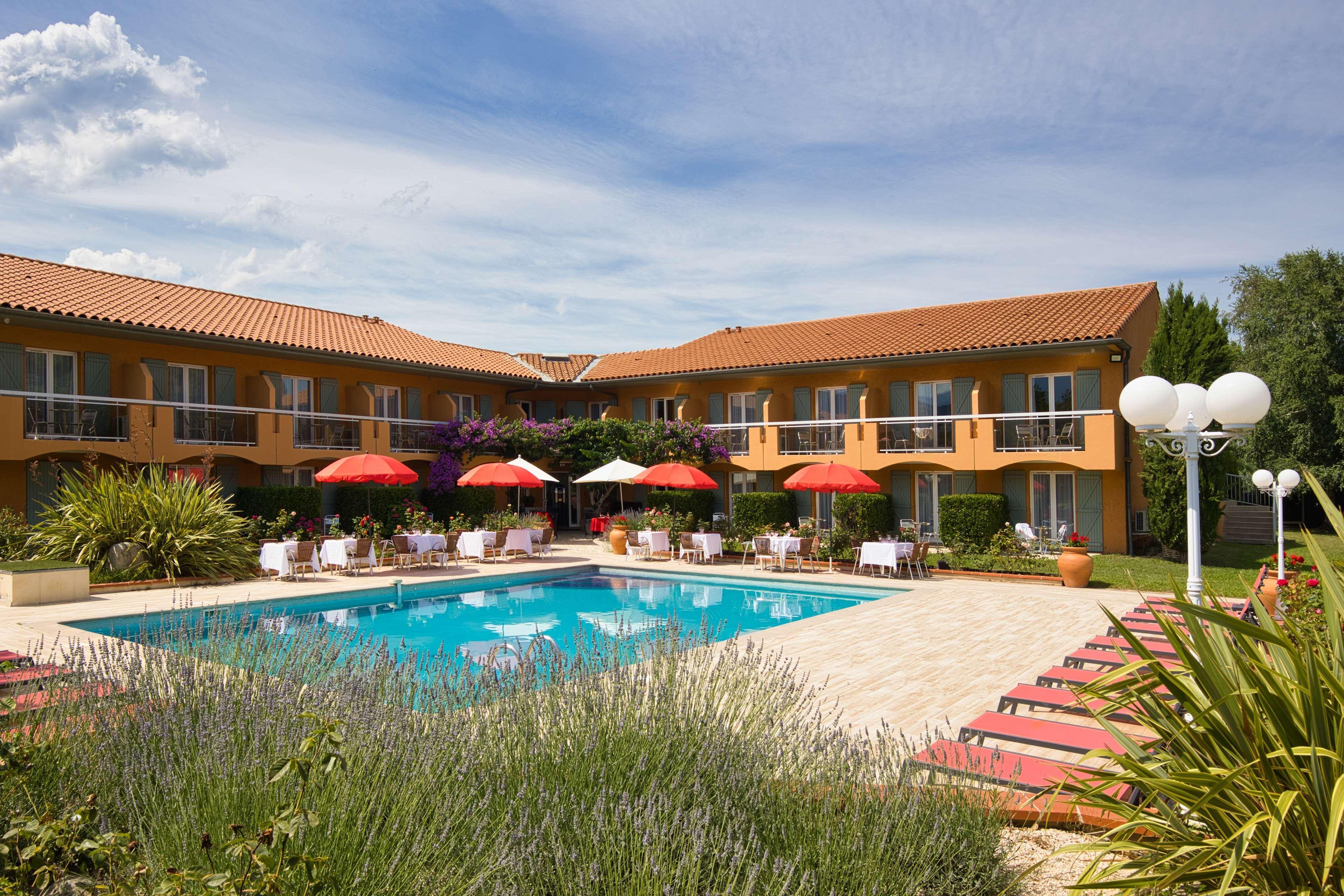 Best Western Le Vauban Prades  Exteriör bild