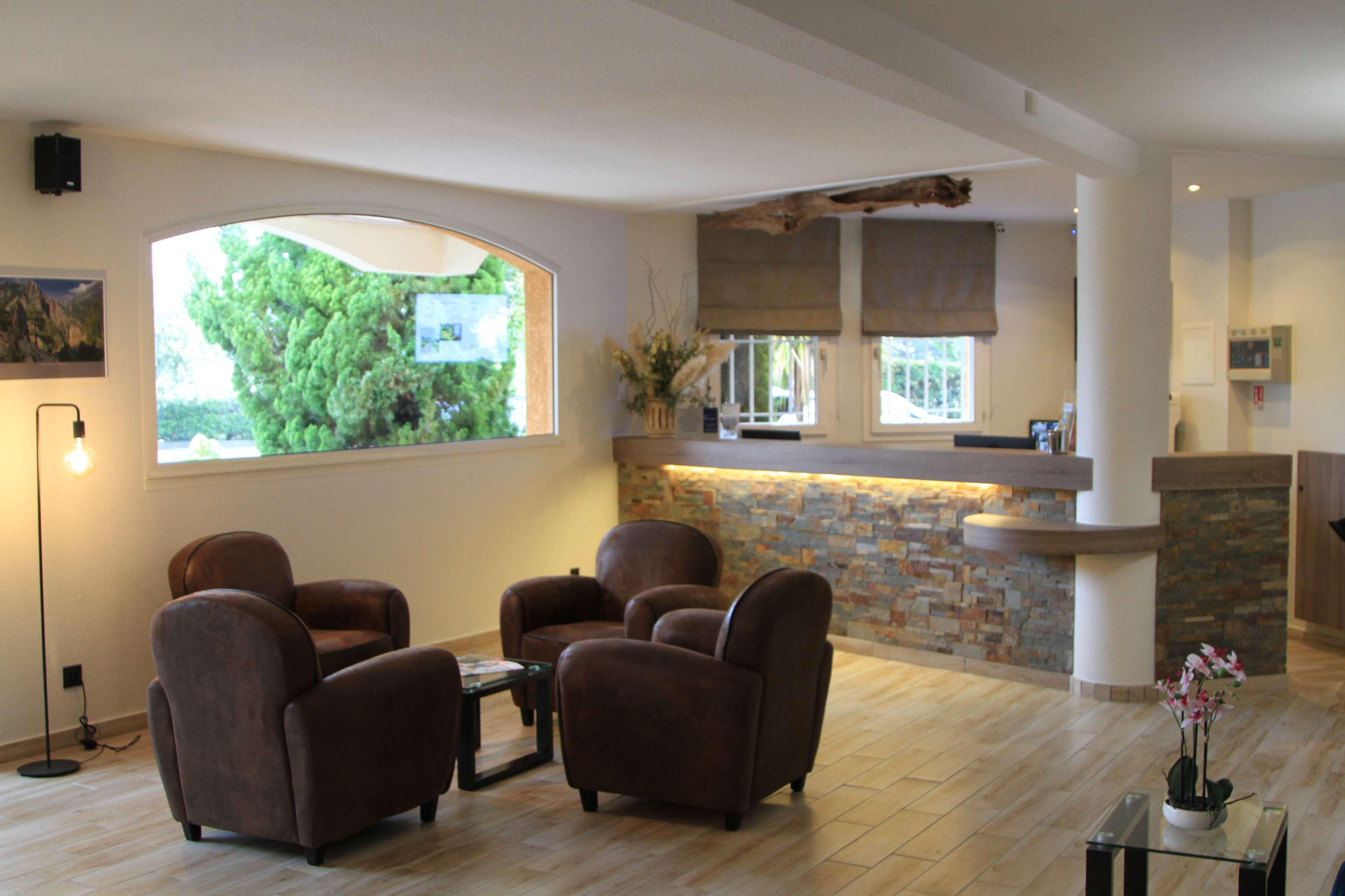 Best Western Le Vauban Prades  Exteriör bild