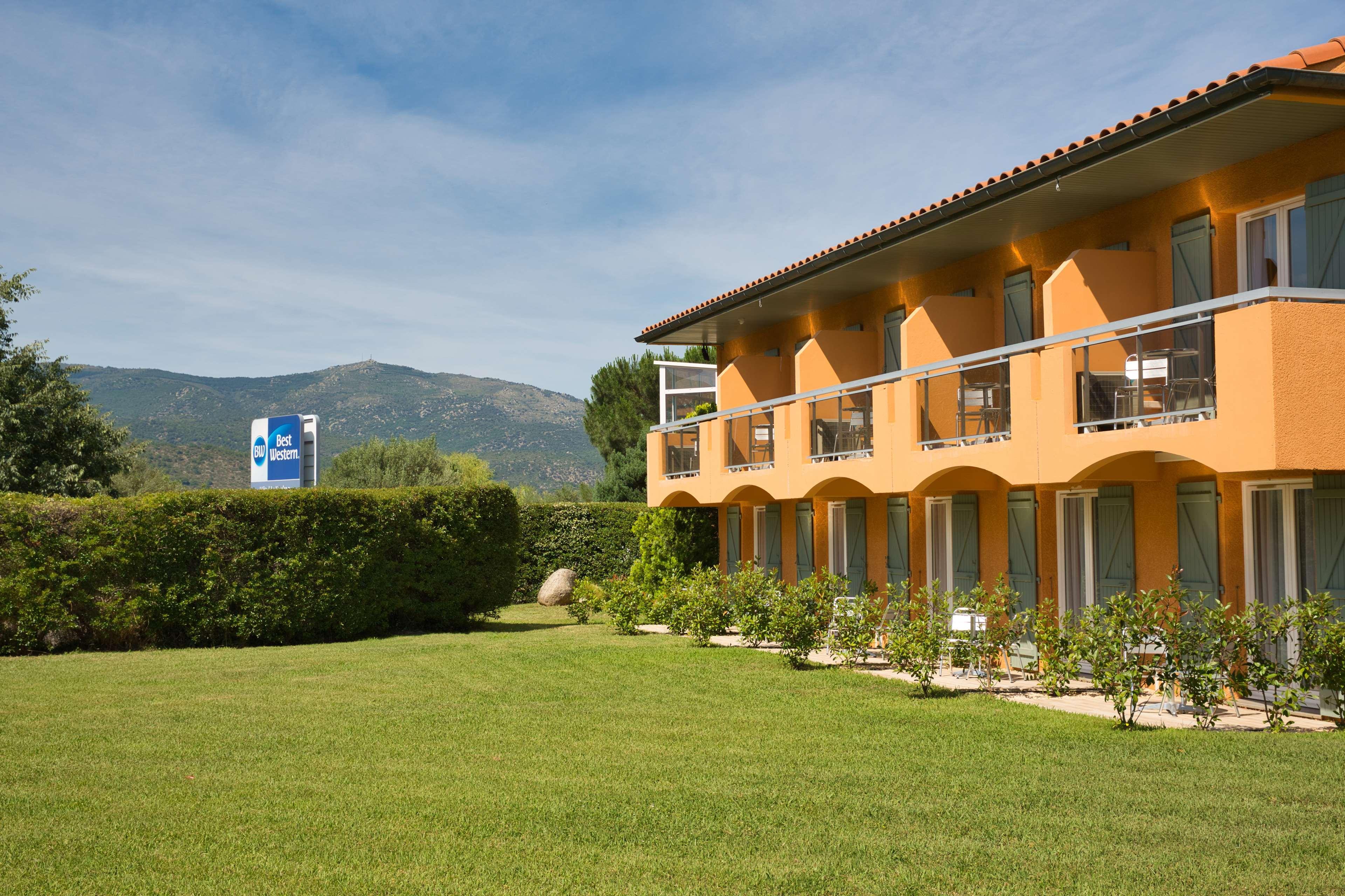 Best Western Le Vauban Prades  Exteriör bild